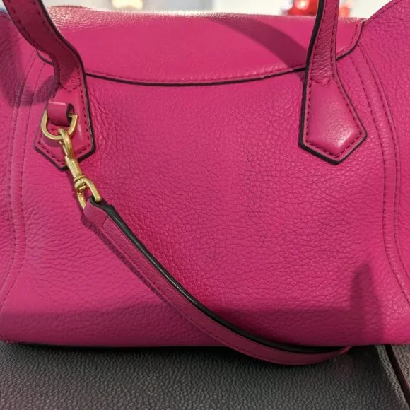 Tory Burch - Perry Small Satchel in hot pink - Picture 3 of 9